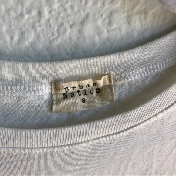 *SOLD*Roomy save the planet crop top size small - Picture 5 of 11